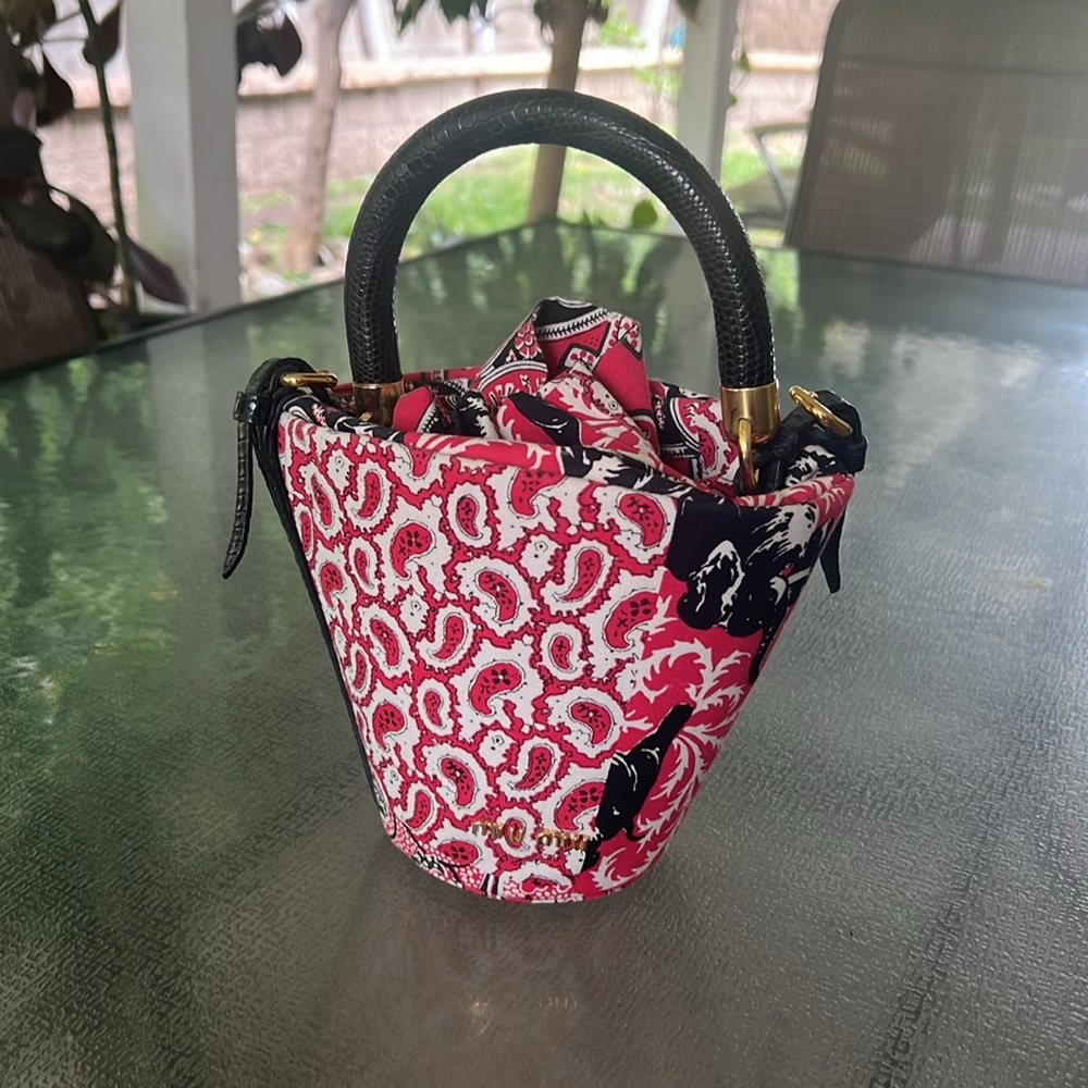 Miu Miu Handbag - Picture 4 of 16